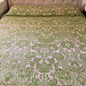 Vintage Green Jacquard bedspread with green fringe